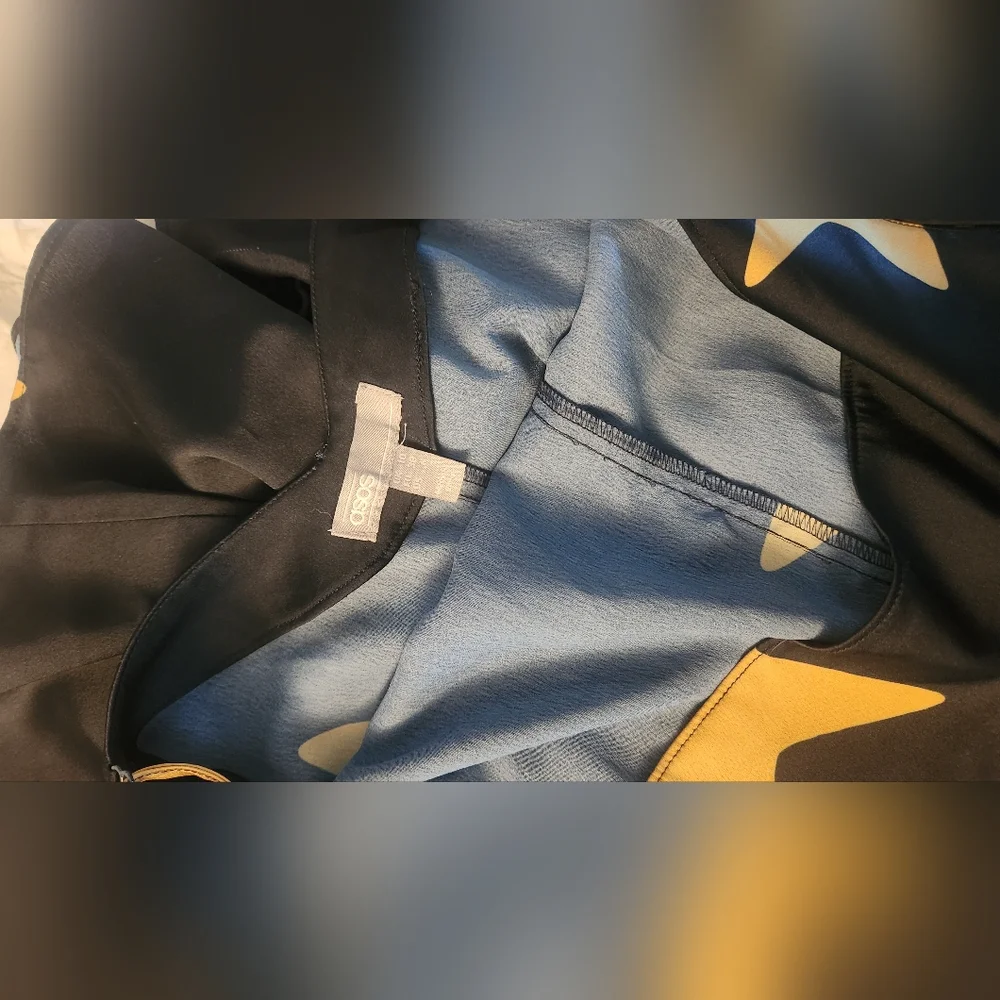 ⭐️ASOS Blue and Yellow Star Patterned Jump Suit⭐️ - Picture 3 of 3